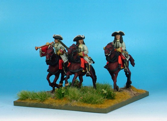 WLOA54b Cuirassier Command, cuirass under coat,tricorne; gallopng horses