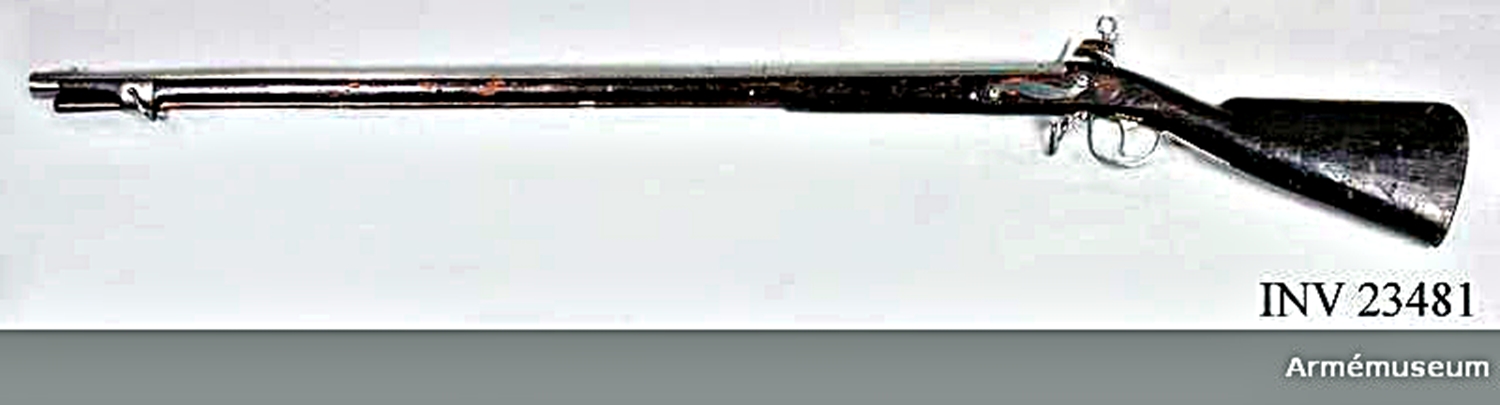 Musköt m 1690, med flintlås 2.jpg