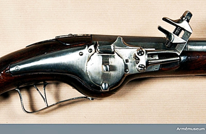 Pistol m 1683 3.jpg