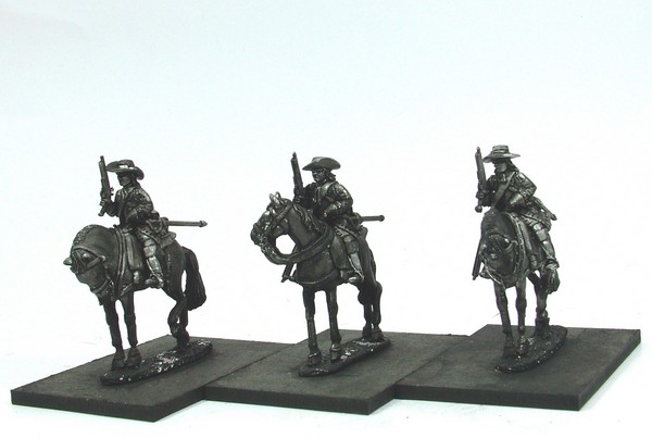 WLOA43a Cuirassiers, front plate only;hat;standing horses