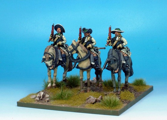 WLOA39a Cuirassier troopers; hat; standing horses