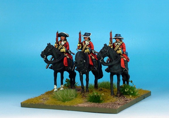 WLOA41a Cuirassier hat; cuirass under coat; standing horses