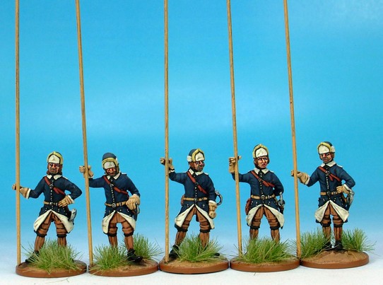SB02 Swedish battalion at the ready in karpus